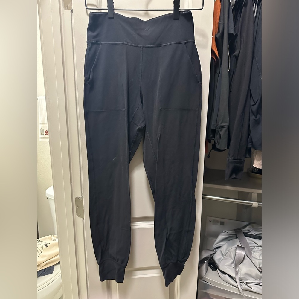 Lululemon black joggers